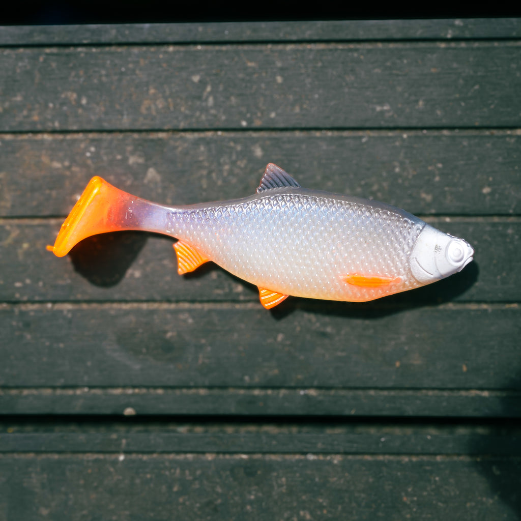 Jones Roach UV Roach 14cm