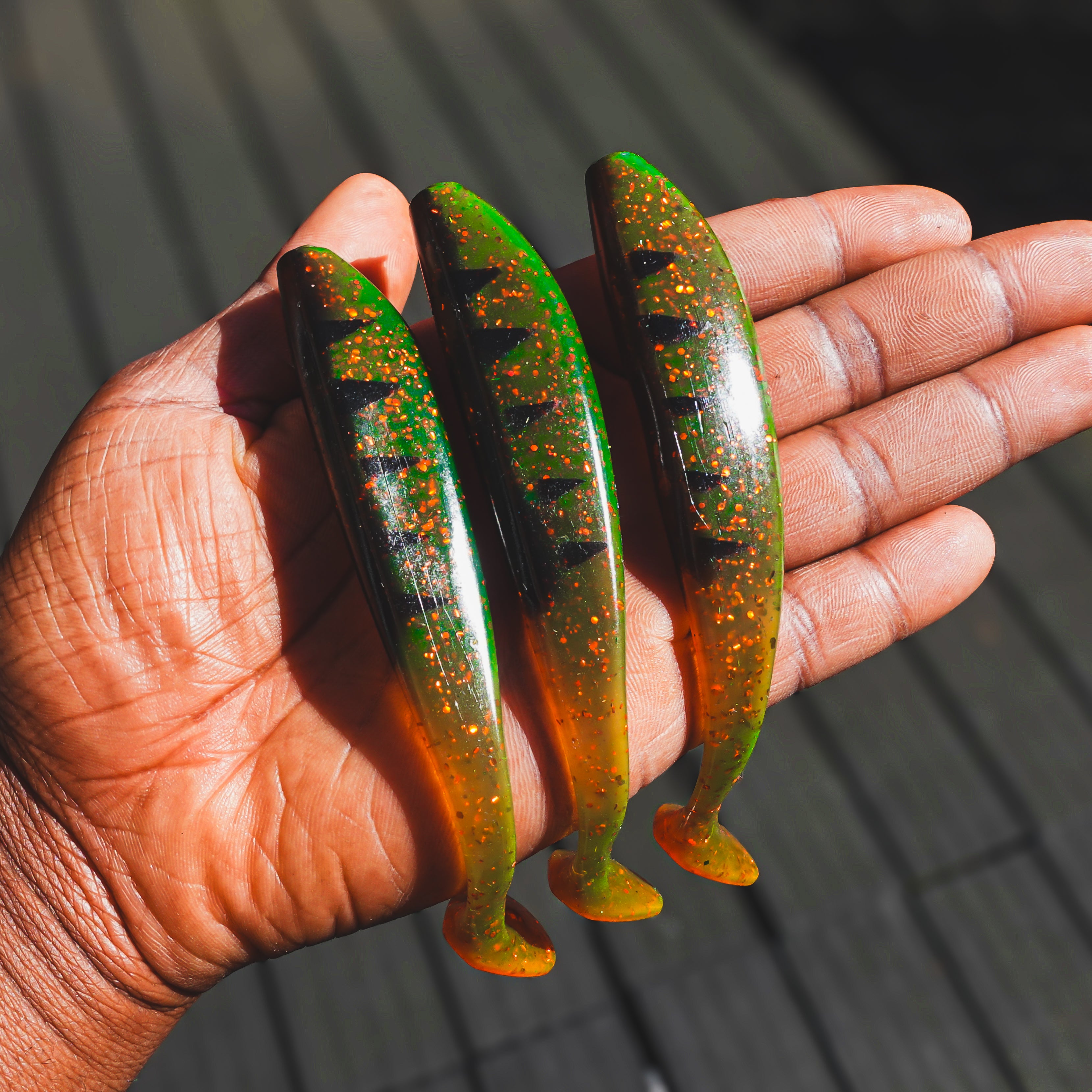 Theseus Motoroil Perch 12cm -4pcs